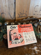 Load image into Gallery viewer, Old Fashioned Cookie Cutters