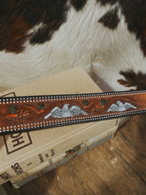 Load image into Gallery viewer, Red Tooled Belt