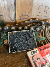 Load image into Gallery viewer, Old Fashioned Cookie Cutters
