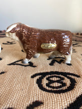 Load image into Gallery viewer, Horned Hereford Bull Salt and Pepper Shakers
