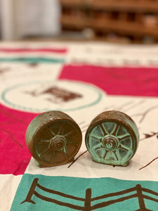 Prairie Green Frankoma Wagon Wheel Salt & Pepper Set